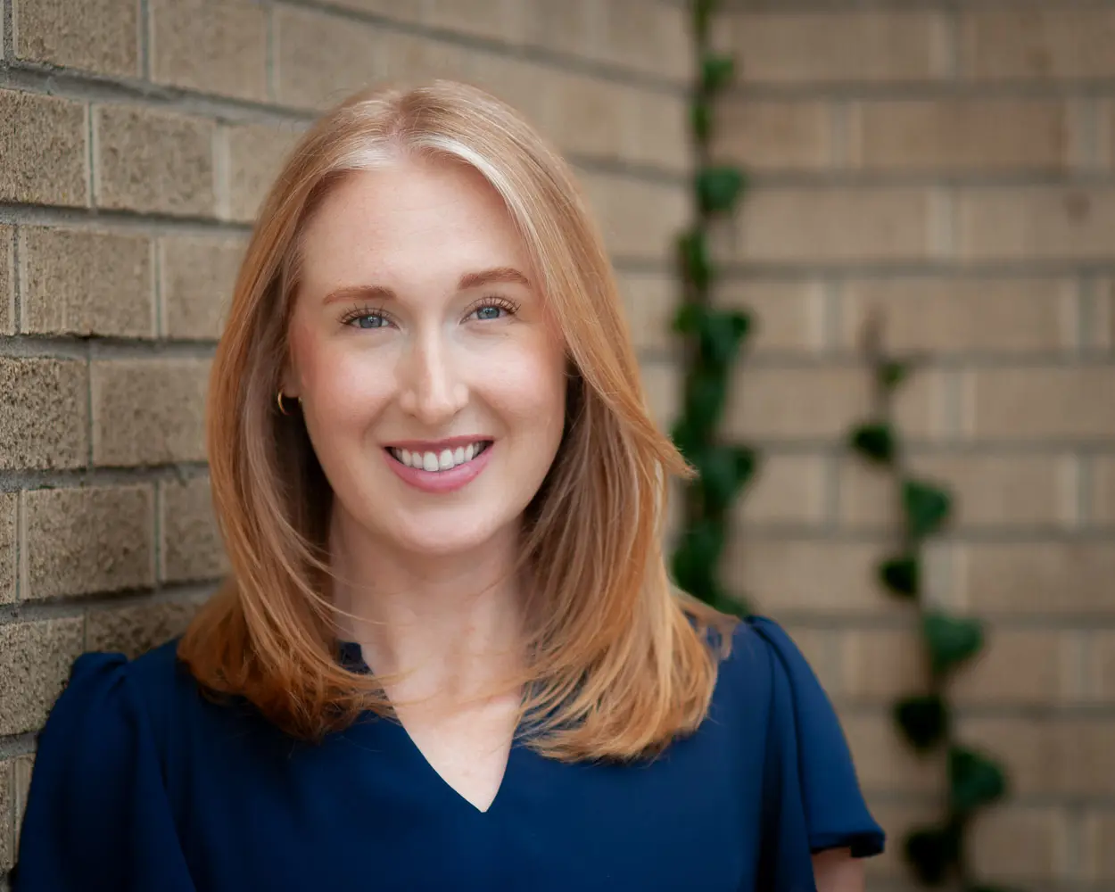 Kaitlyn Holsapple Family Strong Therapist Colorado Portrait 2